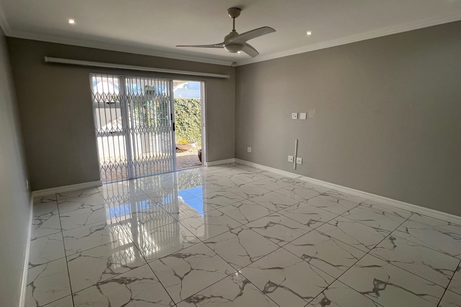 2 Bedroom Property for Sale in Gonubie Eastern Cape